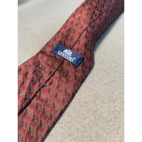 Stafford Mens Silk Tie Red Geometric Pattern Silk - Picture 3 of 5
